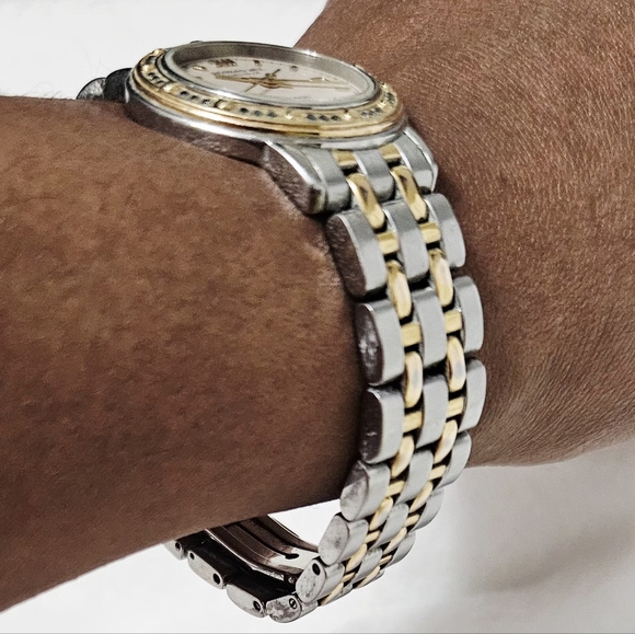 Raymond Weil Geneve Tango Gold Stainless Steel Diamond Bracelet Watch - Picture 6 of 10